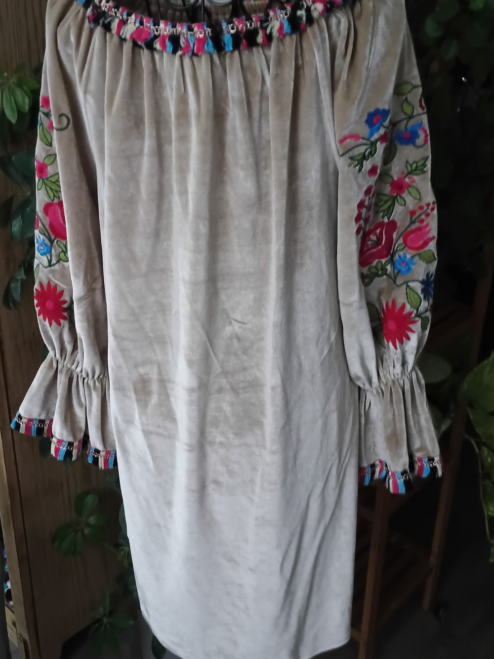 VELZERA | Beige Floral Embroidered Velvet Off-Shoulder Dress - Women Size M
